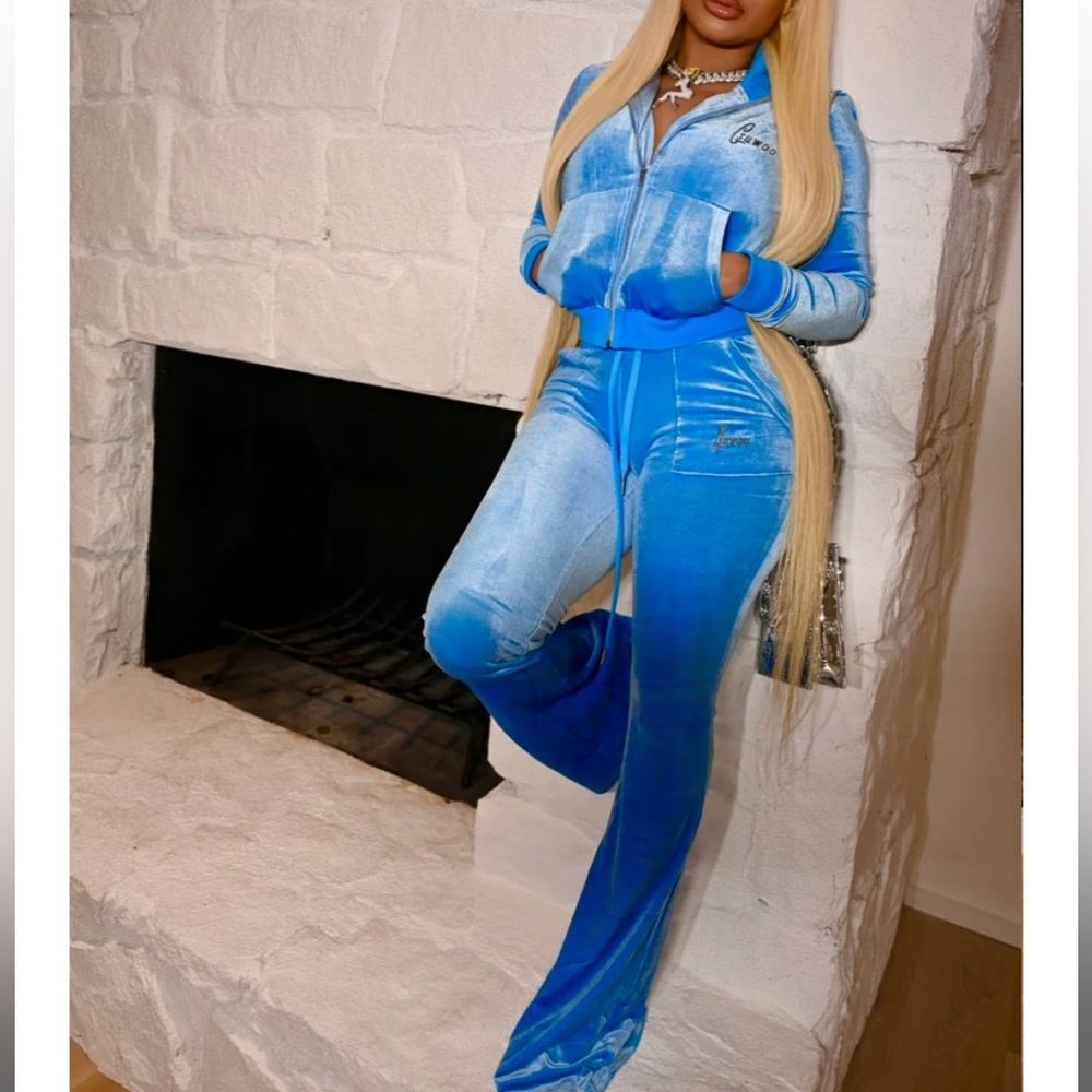 vintage velour set GZUWOO light blue sold out set no flaws tagged